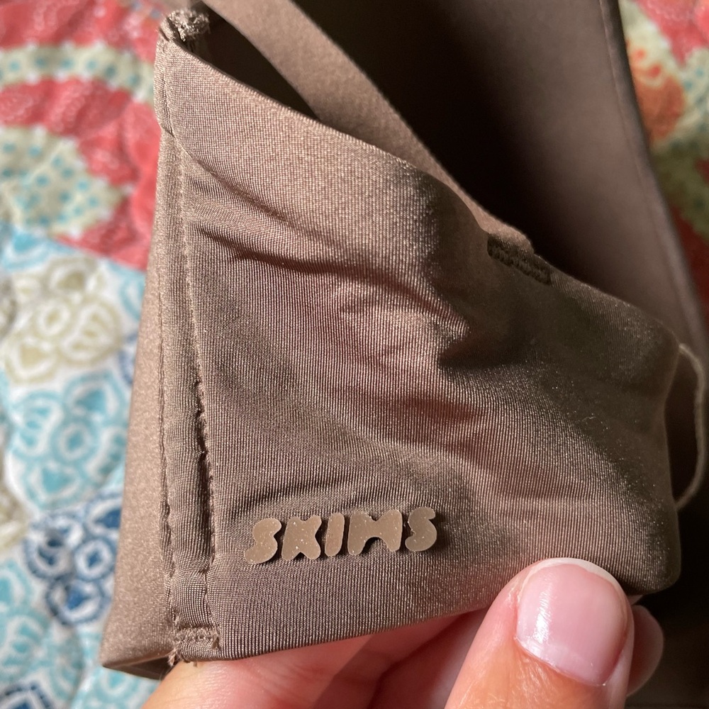 Skims Bra - image 3